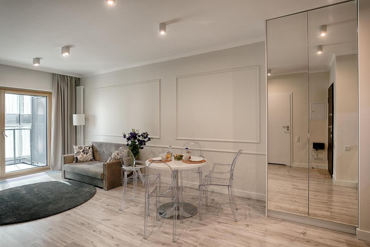 Mennica Residence Luxury Location Varşovia Exterior foto