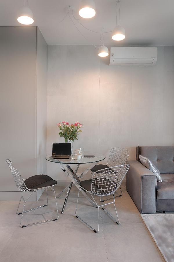Mennica Residence Luxury Location Varşovia Exterior foto