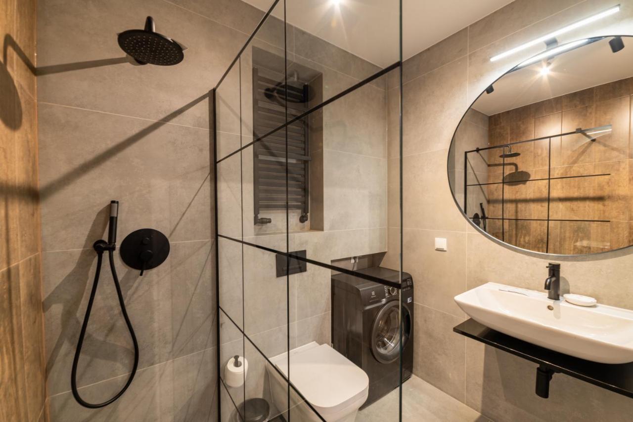 Mennica Residence Luxury Location Varşovia Exterior foto