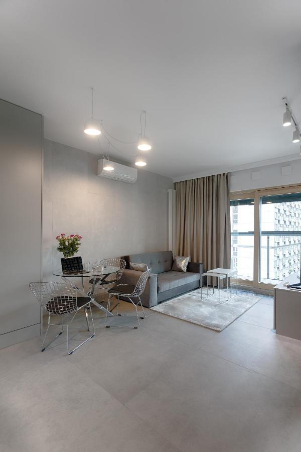 Mennica Residence Luxury Location Varşovia Exterior foto